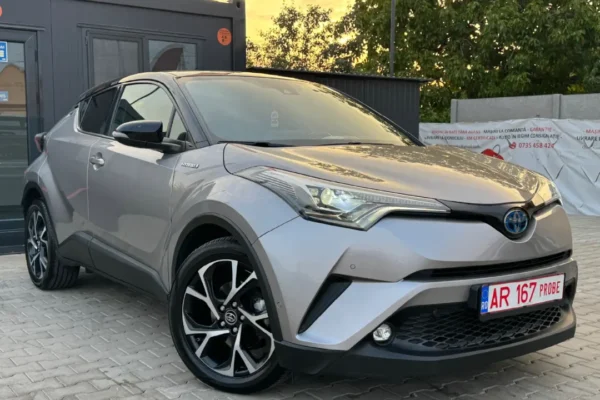 Toyota C‑HR Hybrid 1.8 122 CP 2016 – Crossover Premium, Economic & Super Dotat