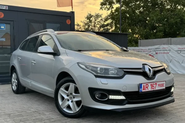 Renault Megane 1.2 Benzină 2013 – Economic, Fiabil & Verificat Renault Megane 1.2 Benzină 2013 – Economic, Fiabil & Verificat